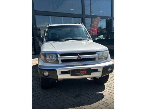 MITSUBISHI PAJERO IO 1.8 SE 4X4 16V GASOLINA 4P AUTOMÁTICO MITSUBISHI PAJERO IO 1.8 SE 4X4 16V GASOLINA 4P AUTOMÁTICO